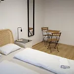 Rest Nest *