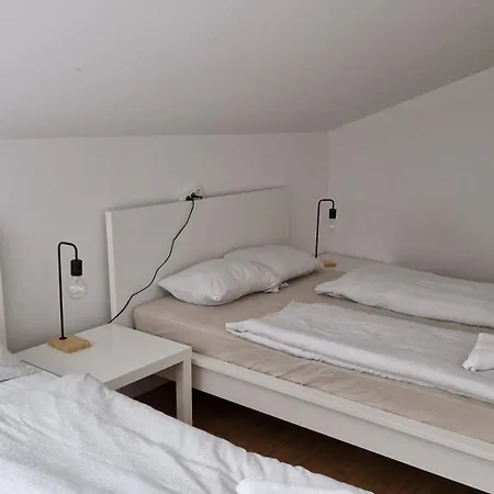 Rest Nest Affittacamere *