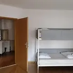 Pensjonat Rest Nest *