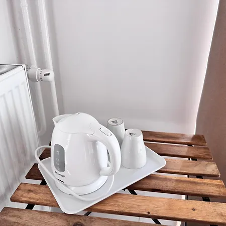 Rest Nest Πανσιόν *